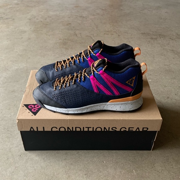 Nike ACG Okwahn II Obsidian Orange Hiking/Trail Outdoors Sneaker Boots 10.5 Mens - Picture 1 of 9